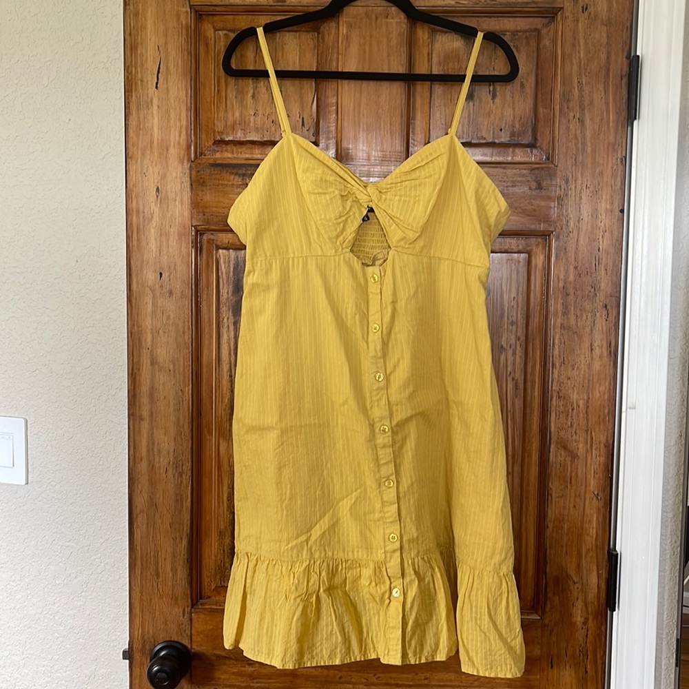 Yellow mini dress sz XL express